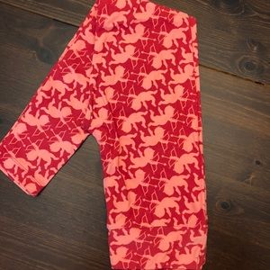 LulaRoe OS Valentine’s Leggings